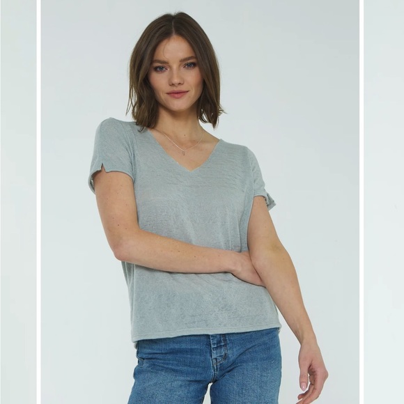 Project Social T Tops - NWT project social Riley notched sleeve tee size medium in shady grey